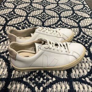Veja Esplar Sneakers - Size 37